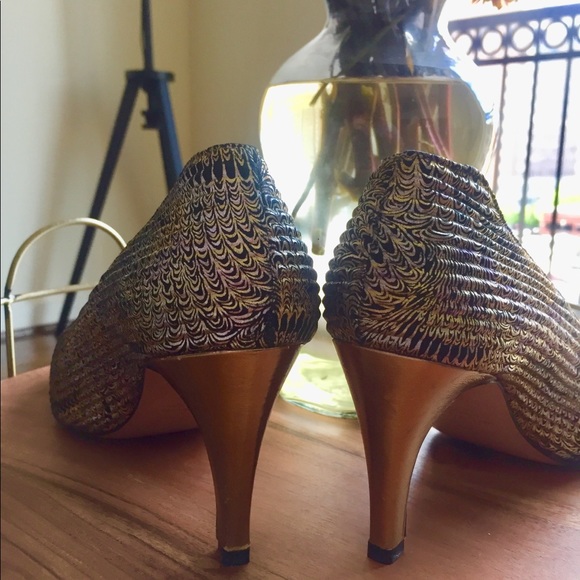 Shoes - Picture 3 of 4